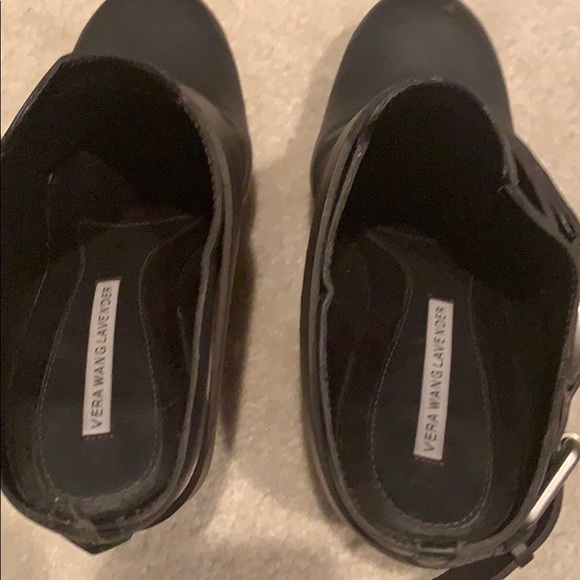 Vera Wang Lavender booties - Picture 2 of 7